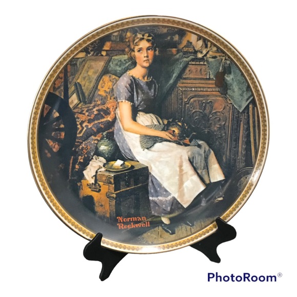Dreaming in the Attic Plate | Norman Rockwell’s Rediscovered Women Collection - Picture 1 of 10